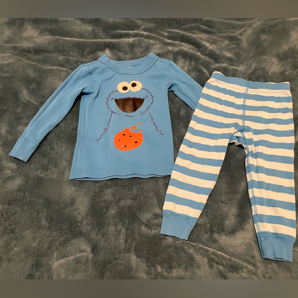 Sesame Street Blue and White Cookie Monster Pajama Set by Hanna Andersson